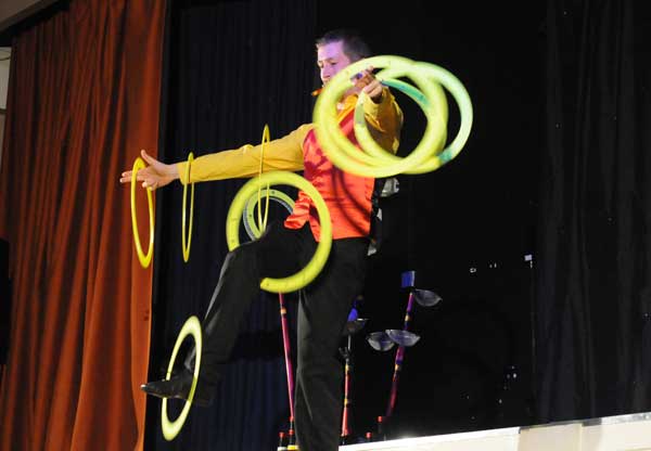 Durham Juggling Convention show